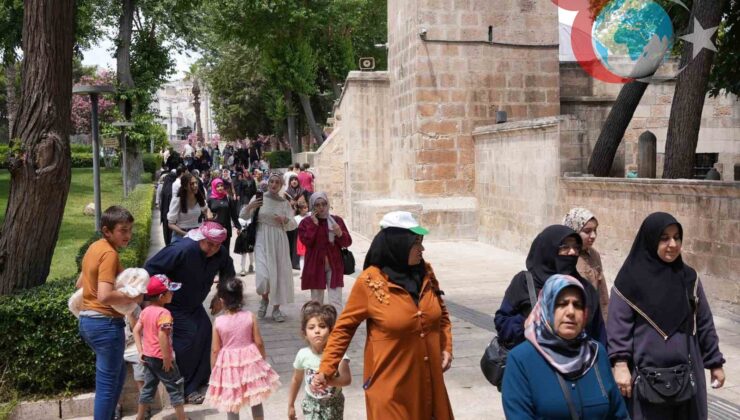 Başkan Umut Yılmaz’dan Kadınlara Şanlıurfa Sürprizi