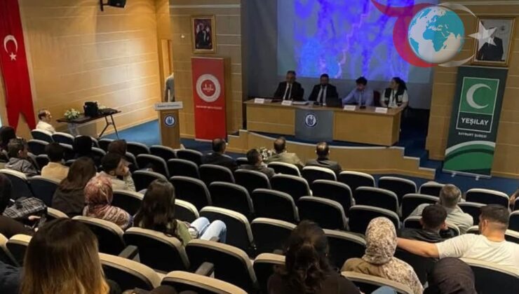 Bayburt İl Müftülüğü Bağımlılıkla Mücadele Paneli Düzenledi