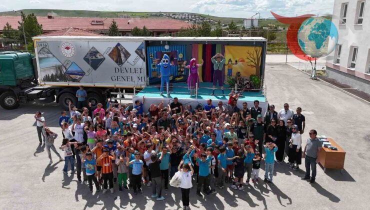 Bayburt’ta ‘Küçük Su Damlası’ Oyunu Minik İzleyicilerle Buluştu