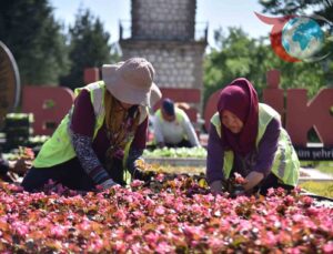 Bilecik Kadınları Şehri Güzelleştiriyor