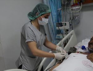 Bitlis’te Hastanede Çalışan Hemşire Arsu’nun Hikayesi