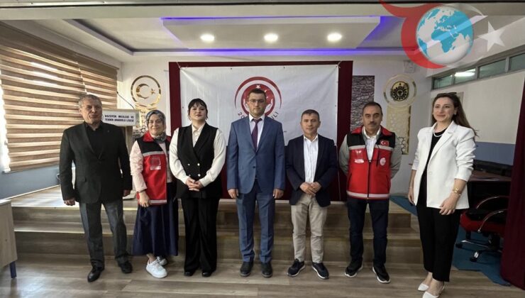 Bozüyük’te Engelli Bireylerin Haklarına Dair Aydınlatıcı Söyleşi Düzenlendi