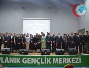 Bulanık Gençlik ve Spor İlçe Müdürlüğü tarafından düzenlenen Anadolu Türküleri Halk Konseri büyük ilgi gördü