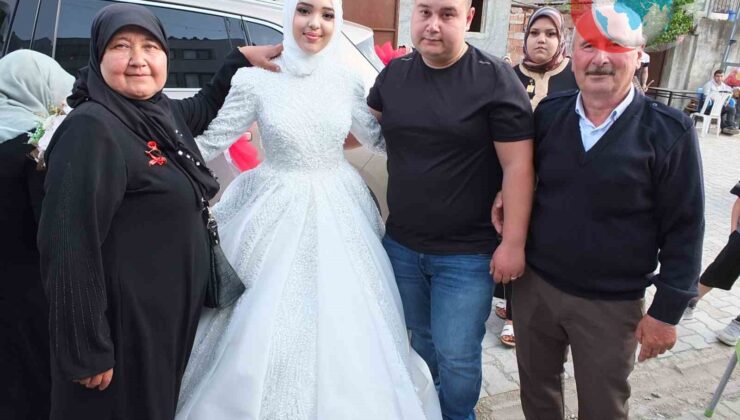 Burhaniye’de Genç Çiftin Muhteşem Düğünü