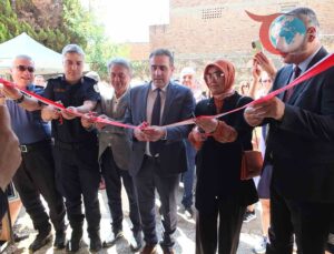 Burhaniye’de Kadınların El Emeği Göz Doldurdu: Yılsonu Sergisi Büyük İlgi Gördü