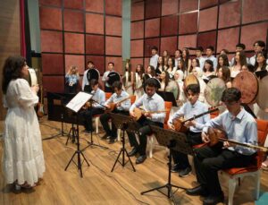 Çanakkale Savaşı döneminde mezun veremeyen Anadolu’nun ilk lisesi, 140’ıncı kuruluş yılını kutluyor