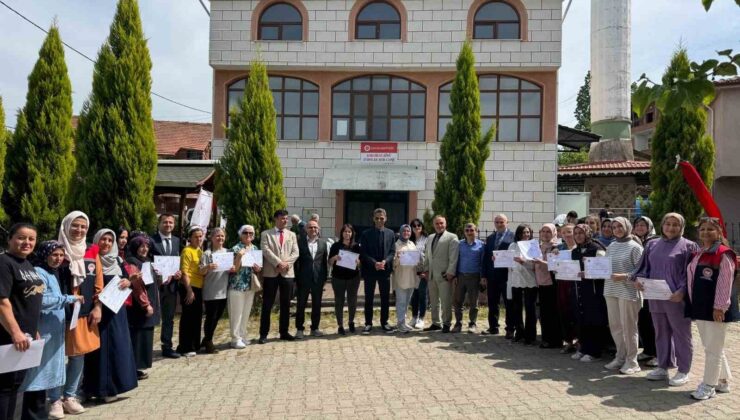 Çaycuma’da Kadınlar Seracılık Kursunu Başarıyla Tamamladı