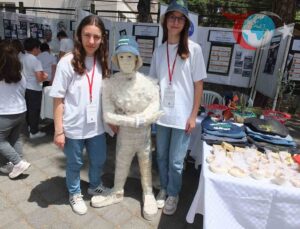 Celal Toraman Anadolu Lisesi Öğrencilerinin Atık Malzemelerden Yaptığı Heykel Sergisi Büyük İlgi Gördü