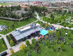 Çorum Belediye Başkanı Aşgın’ın Vaadi Gerçek Oldu: Kadınlar Lokali Açıldı