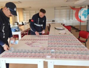 Çorum Sungurlu Belediyesi Zabıta Müdürlüğü, Dilencilik Yapan Şahsı Yakaladı