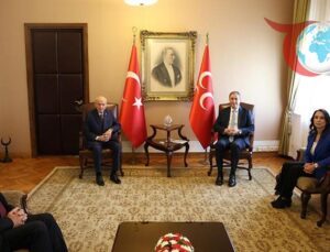 DEM Parti Heyeti, MHP Genel Başkanı Devlet Bahçeli’yi Ziyaret Etti