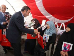 Diyarbakır Aile ve Sosyal Hizmetler İl Müdürlüğü Anneler Günü Ziyareti