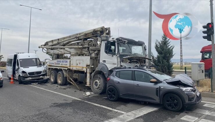 Diyarbakır’da Kaza: 11 Kişi Yaralandı