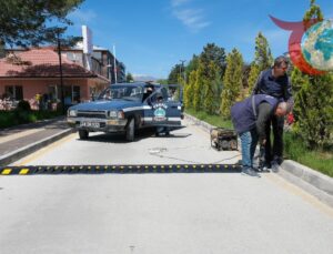 EBYÜ Mengücek Gazi Hastanesi Çevresinde Tek Yönlü Yollara Kapan Sistemi Kuruldu