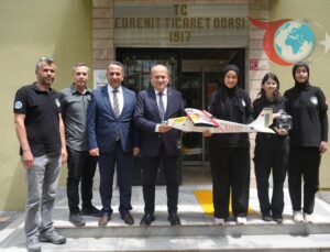 Edremitli Öğrencilerden Robot Yarışmasında Büyük Başarı