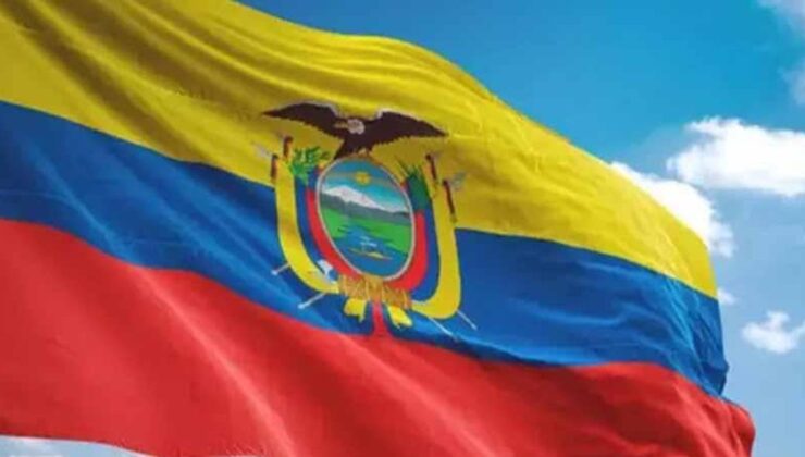 Ekvador Ordusu Suç Örgütüne Operasyon Düzenledi