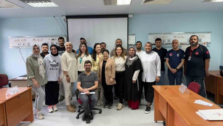 Elazığ’da Sağlık Çalışanlarına Acil Durum Eğitimi Verildi