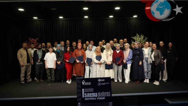 Esenler Sinema Akademisi Mezuniyet Heyecanını Yaşadı