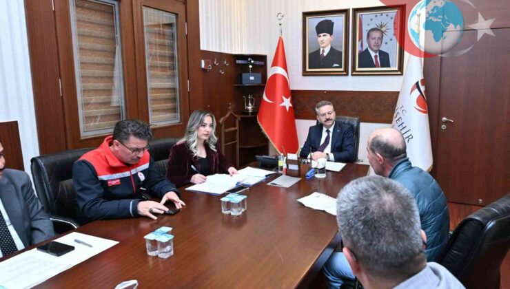 Eskişehir Valisi Hüseyin Aksoy, Vatandaşlarla Buluşmaya Devam Ediyor