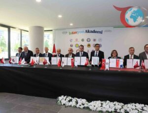 Gaziantep Büyükşehir Belediyesi ve Akademik Dünya İş Birliği Protokolü İmzaladı