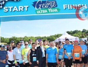 Gebze Belediye Başkanı Spor Yarışmasını Başlattı