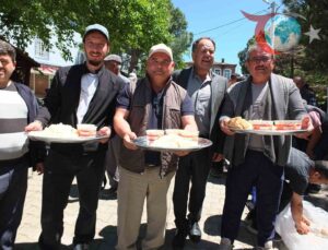 Geleneksel Çiftçi Hayrı Bahadınlı Mahallesinde Coşkuyla Kutlandı