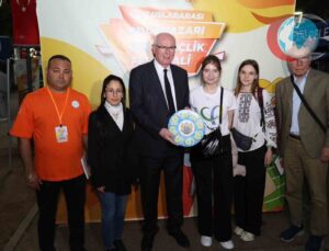 Gençler Belediye Başkanlarıyla Buluştu