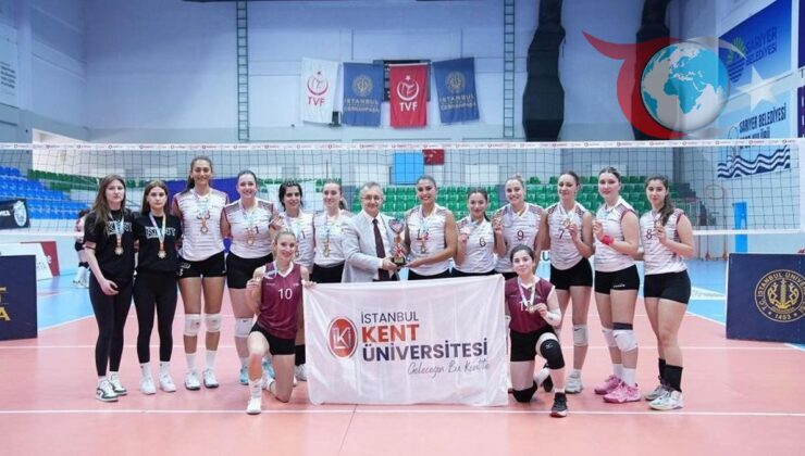 İstanbul Kent Üniversitesi Voleybol Kadın Takımı İstanbul 1’inci Ligi’ne Yükseldi!