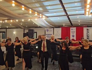 Kadıköy’de İlk Kez Düzenlenen Uluslararası Yunan Dans Festivali Büyük İlgi Gördü