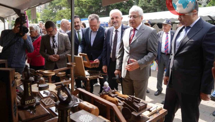 Kastamonu Halk Eğitim Kursiyerlerinin El Emeği Ürünleri Sergilendi
