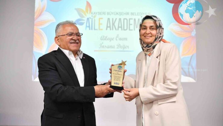 Kayseri Büyükşehir Belediye Başkanı Aile Akademisi’ni Ziyaret Etti