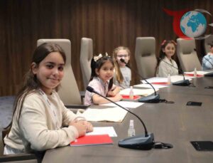 Kocaeli Çocuk Şûrası ve Çalıştayı Miniklerin Fikirleriyle Şehre Yön Verdi