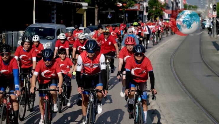 Kocaeli’de Renkli Bisiklet Turu