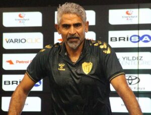 Kocaelispor Teknik Direktörü İsmet Taşdemir Görevinden Ayrıldı