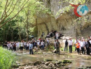 Körfez’de Doğayla İç İçe Sağlıklı Yaşam Yürüyüşleri Devam Ediyor