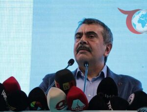 Milli Eğitim Bakanı Kayseri’de Robot Yarışması Ödül Törenine Katıldı