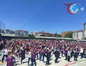 Mudanya Şükrü Çavuş Sait Eroğlu İlkokulu Zumba Etkinliği