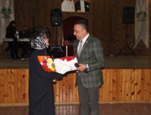 Mudurnu’da Yılın Annesi Seçildi!