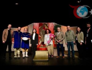 Odunpazarı Belediyesi Tiyatro Ekibi Giresun’da Büyük İlgi Gördü