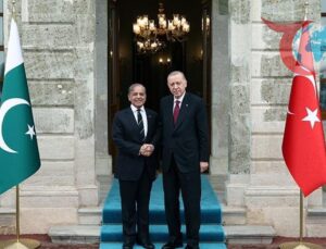 Pakistan Başbakanı Şahbaz Şerif, Cumhurbaşkanı Erdoğan ile Görüştü
