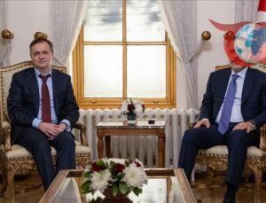 Rusya ve Ukrayna İstanbul’da Doğrudan Görüşmelere Başlıyor