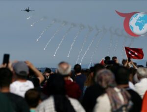 Samsun’da Kurtuluş Kutlamaları Türk Yıldızları ile Coşkuyla Sürüyor