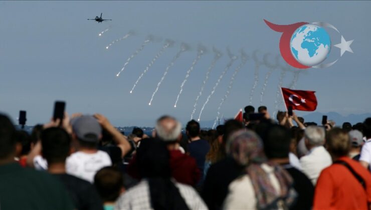 Samsun’da Kurtuluş Kutlamaları Türk Yıldızları ile Coşkuyla Sürüyor