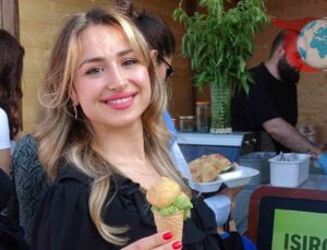 Samsun’da Yöresel Ot Yemekleri Festivali Başladı: Isırganlı Dondurma İlgi Odağı