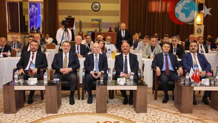 Sandıklı Jeotermal Enerji Paneli Heyecanla İzlendi