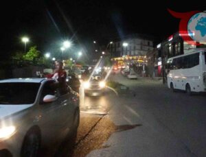 Şırnaklılar Galatasaray’ın Zaferini Kutladı