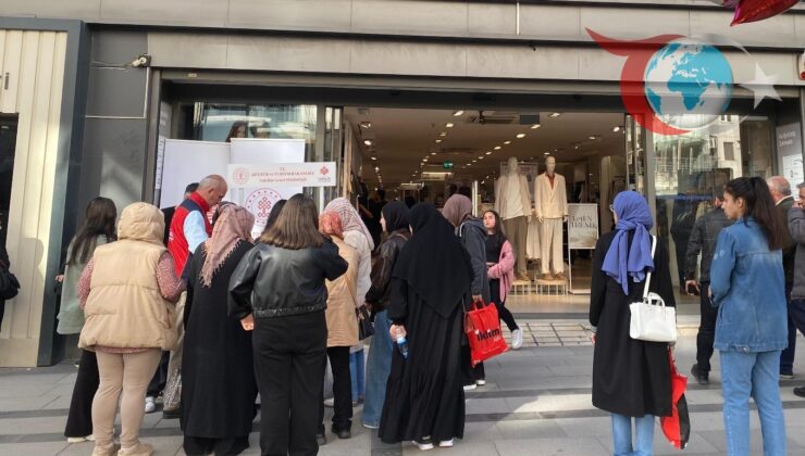 Sivas ve Yozgat’ta Bayram Öncesi Çocuklara Mutluluk Dağıtıldı