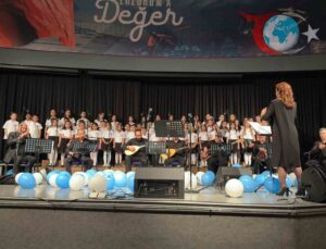 TRT Erzurum Müdürlüğü Türk Halk Müziği Gençlik ve Çocuk Korosu Konseri