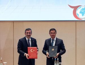 Türkiye ve Özbekistan Arasında İmzalar Atıldı
