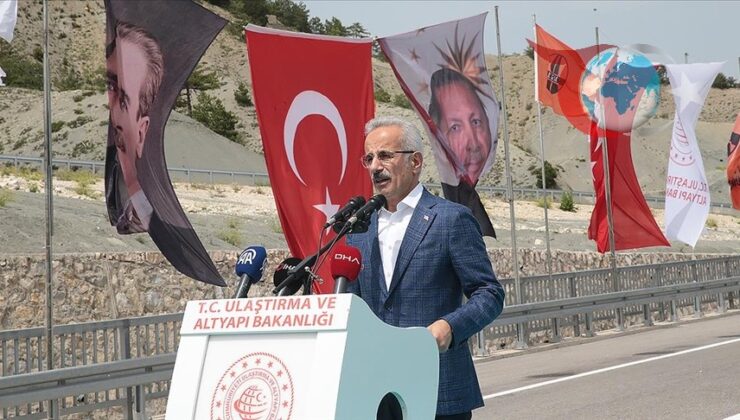 Ulaştırma ve Altyapı Bakanı Abdulkadir Uraloğlu Bolu’da Yapılan Yol Projelerini Değerlendirdi